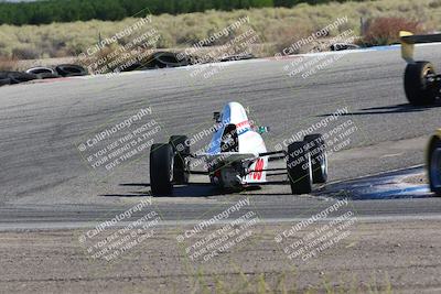 media/Jun-05-2022-CalClub SCCA (Sun) [[19e9bfb4bf]]/Group 3/Qualifying/